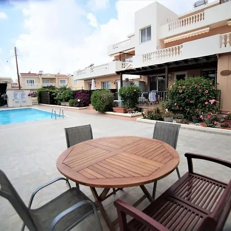 Apartment Pool-side 2 Bedroom In Paphos