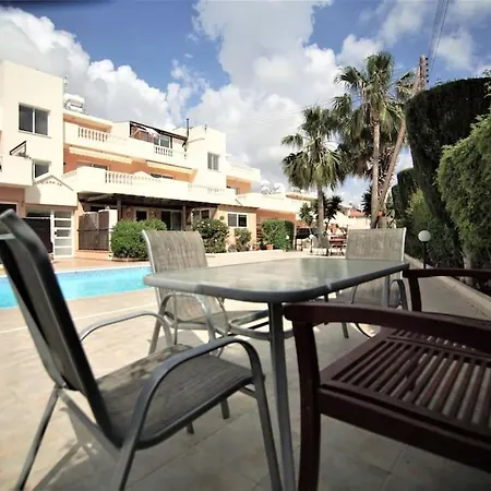 Pool-side 2 Bedroom In * Paphos