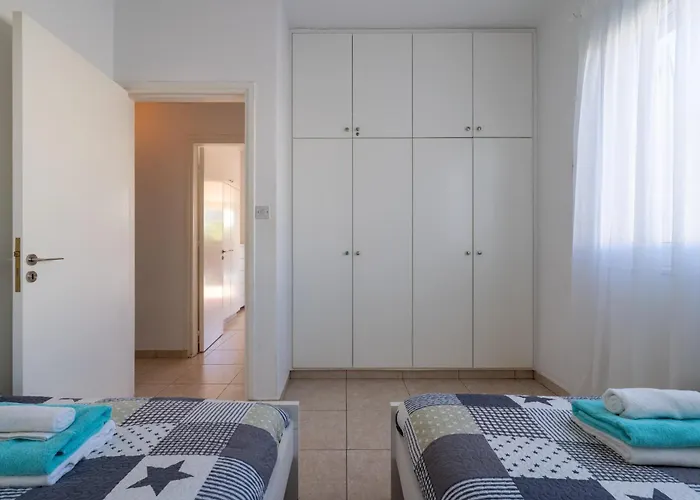 Apartmán A Two Bedroom Pool-side In